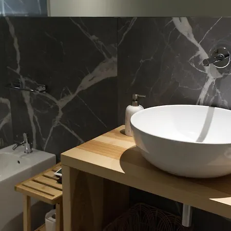 Dimora Ai Leoni, & * Palerme