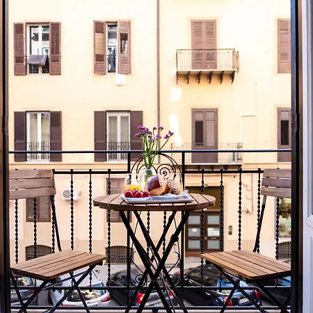 Dimora Ai Leoni, & Apartment
