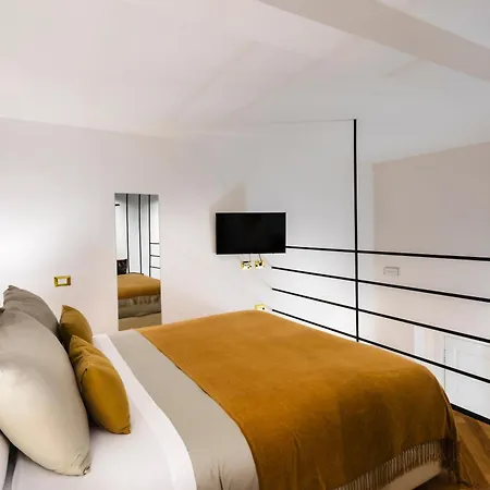 Dimora Ai Leoni, & Apartment *